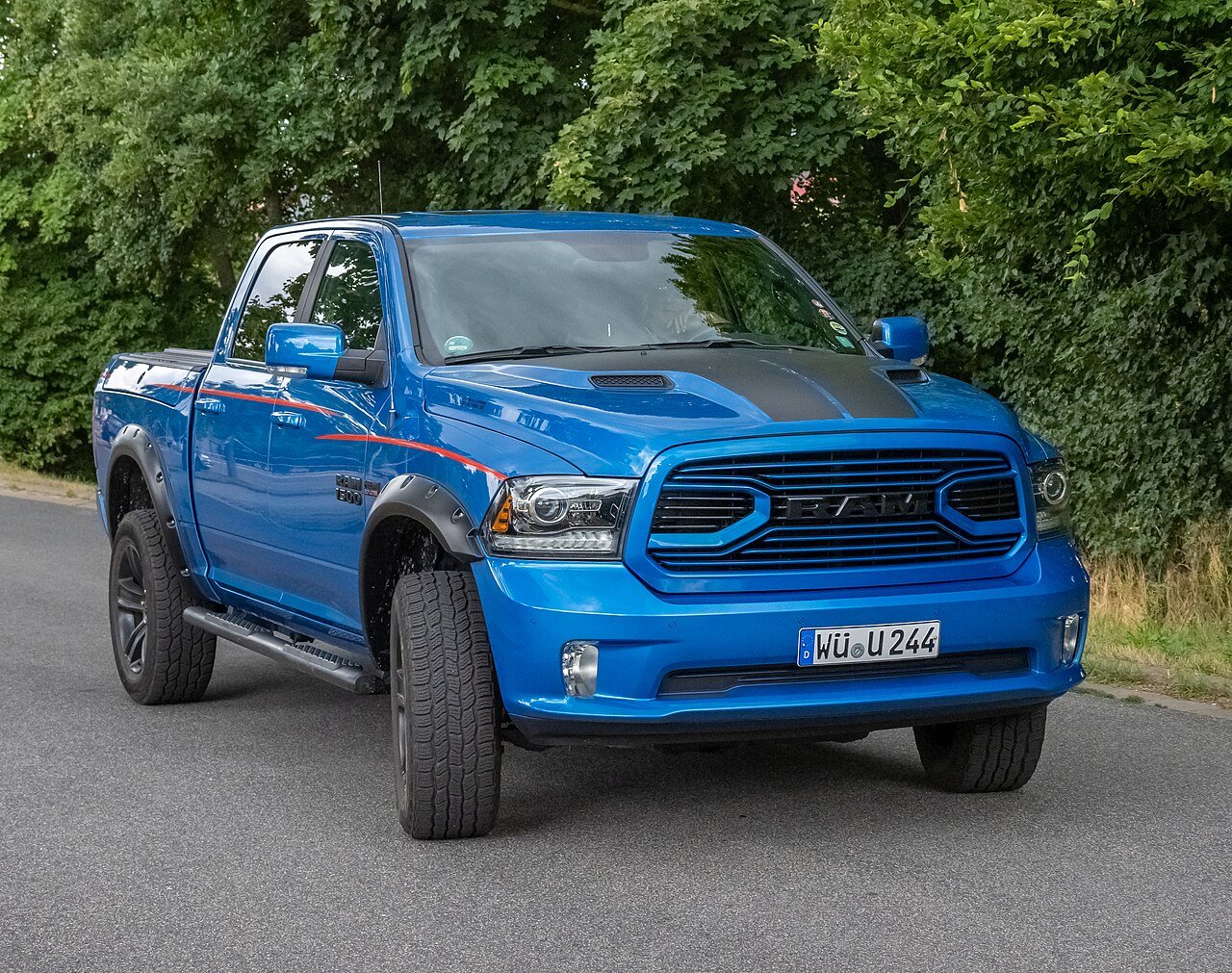 2022 Ram 1500 TRD Off-Road — photo 2