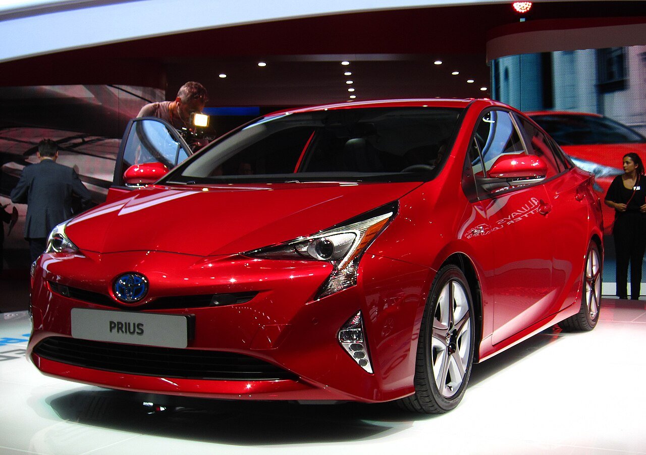 2015 Toyota Prius S — photo 4